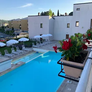 4* Feriested The Florence Hills & Wellness